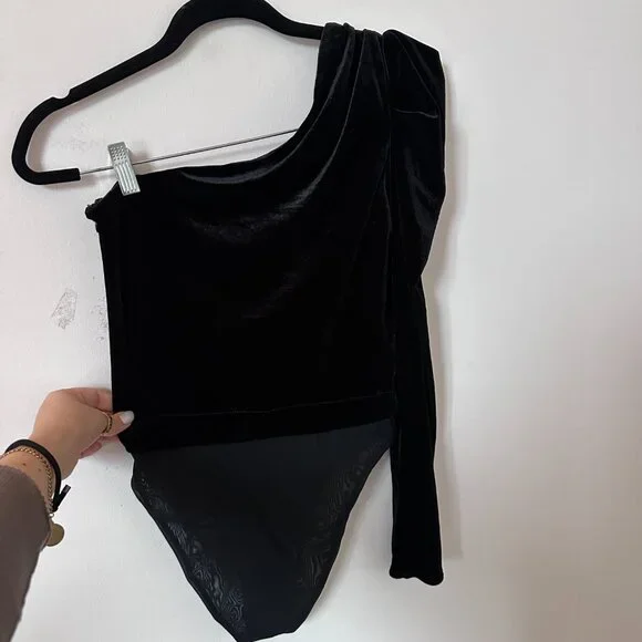 AllSaints Daphne Black Velvet One Shoulder Bodysuit Size 6